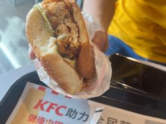 -肯德基(盘龙奥莱店)