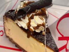 -HOT CRUSH趁热集合·现烤面包(上海环球港店)