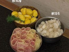 -三出山火锅(南京万象天地店)