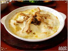 莉迪亚32鸡肉奶汁通心面1-莉迪亚意式餐厅(山大路店)