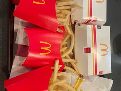 -麦当劳(水坑尾街店)