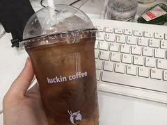 -瑞幸咖啡(大冲商务中心C座店)