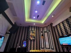 -皇马纯KTV·量贩·聚会(民治店)