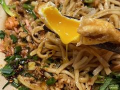 -方铲铲·成都板凳面(滨江银泰店)