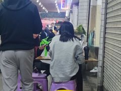 -蚝哥花姐湛江烤生蚝(美丽湾市场店)