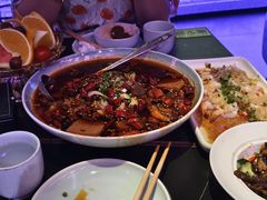 -粉墨特色菜·烧烤音乐酒馆