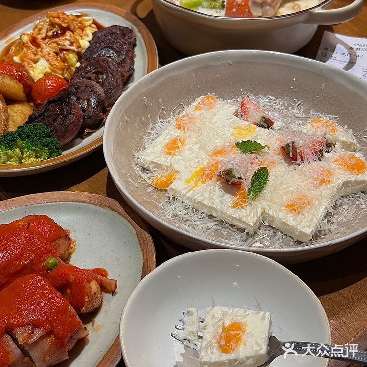 新街口我经常去的店子！经常创新 漂亮又好吃