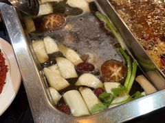 -百年川椒重庆老火锅(光谷店)