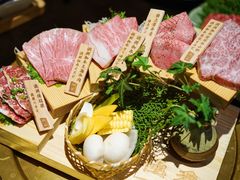 -山川小町·极番烧肉(新地假日广场店)