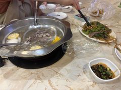 -粤潮牛肉火锅店(江南大道店)