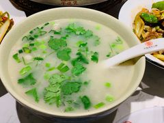 羊肉汤小碗-丁里羊肉小镇(天鹅湖总店)