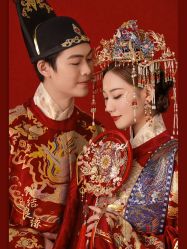 -雪中彩影婚纱摄影·微光艺术中心