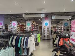 -唯品会(北京国瑞城店)