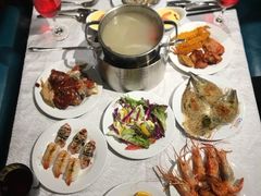 -领鲜活海鲜榴莲自助火锅(东门店)