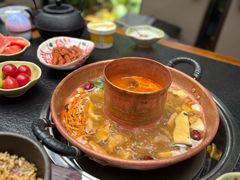 -菌自由丨野生菌火锅特色庭院餐厅(丽江古城店)