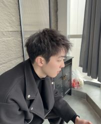 -宫铭烫发染发接发店