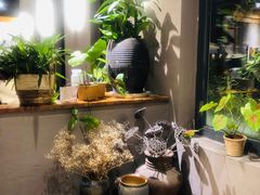 -墨居上隐·院子里火锅(峨眉店)