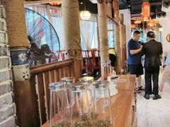 -万重锦·人文川菜馆(骡马市店)