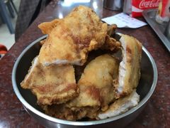 炸猪排-新武二广福潮粉面食馆(哥英布拉街)