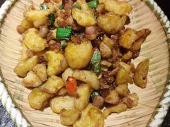 -万重锦·人文川菜馆(骡马市店)