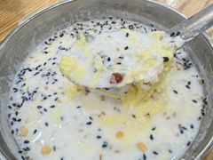 -白翔甜食店