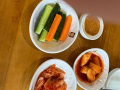 -喇喇排骨火锅·传统韩式脊骨汤(望京西园总店)