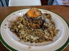 瀑布熔岩芝士和牛盖浇饭-CHILLAX轻乐时(侨建·Hi City店)