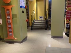 -麦当劳(龙洞店)