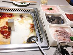 -海底捞火锅(金山百联店)
