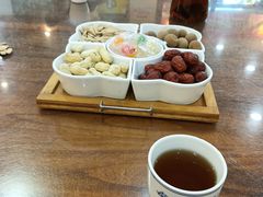 -那家老院子东北菜·饺子·小鸡炖蘑菇(艳华街店)