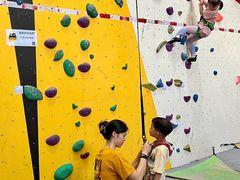 -问山MountQuest攀岩馆