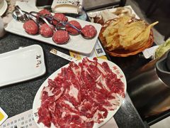 -名门潮牛·鲜牛肉海鲜火锅.烧烤自助餐厅(诚丰广场店)