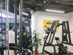 -超鹿运动(达信大厦店)