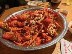 -琥珀老六龙虾(四里河店)