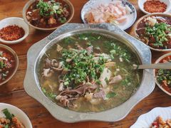 -谢老五跷脚牛肉·非遗传承店