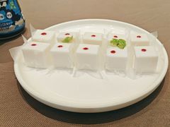 -香山湖家家宴(中山陵店)