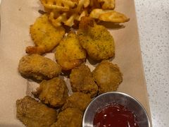 -必胜客(联投东方店)