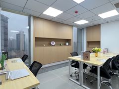 -公园前(地铁站)