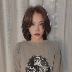-十六番发型师事务所
