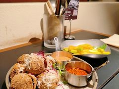 -Ameigo梅果·云贵川bistro(长宁来福士店)