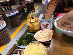 土豆丝-萍姐火锅·公路夜市(打浦桥日月光店)