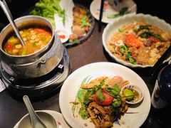 -大头虾越式风味餐厅(光明广场店)