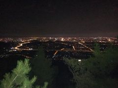 -鬼笑石后山停车场