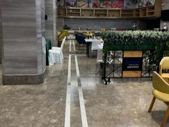 -凯里亚德酒店(深圳北站大浪商业中心店)