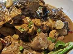 -黄泥岗·地道湖北菜(奥特莱斯店)