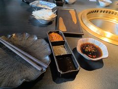 -铭牛烧肉·和牛海鲜自助(高新月牙湖店)