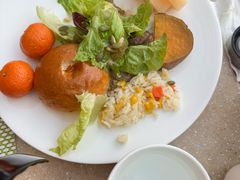 -亮马河饭店翠雅咖啡厅