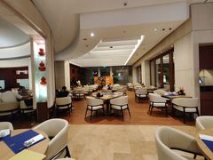 -怡咖啡海鲜自助餐厅(浦东香格里拉店)