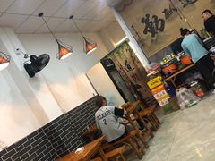 -川川川菜馆(椰海新城店)