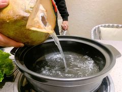 -东椰·海南椰子鸡火锅(朝阳门店)